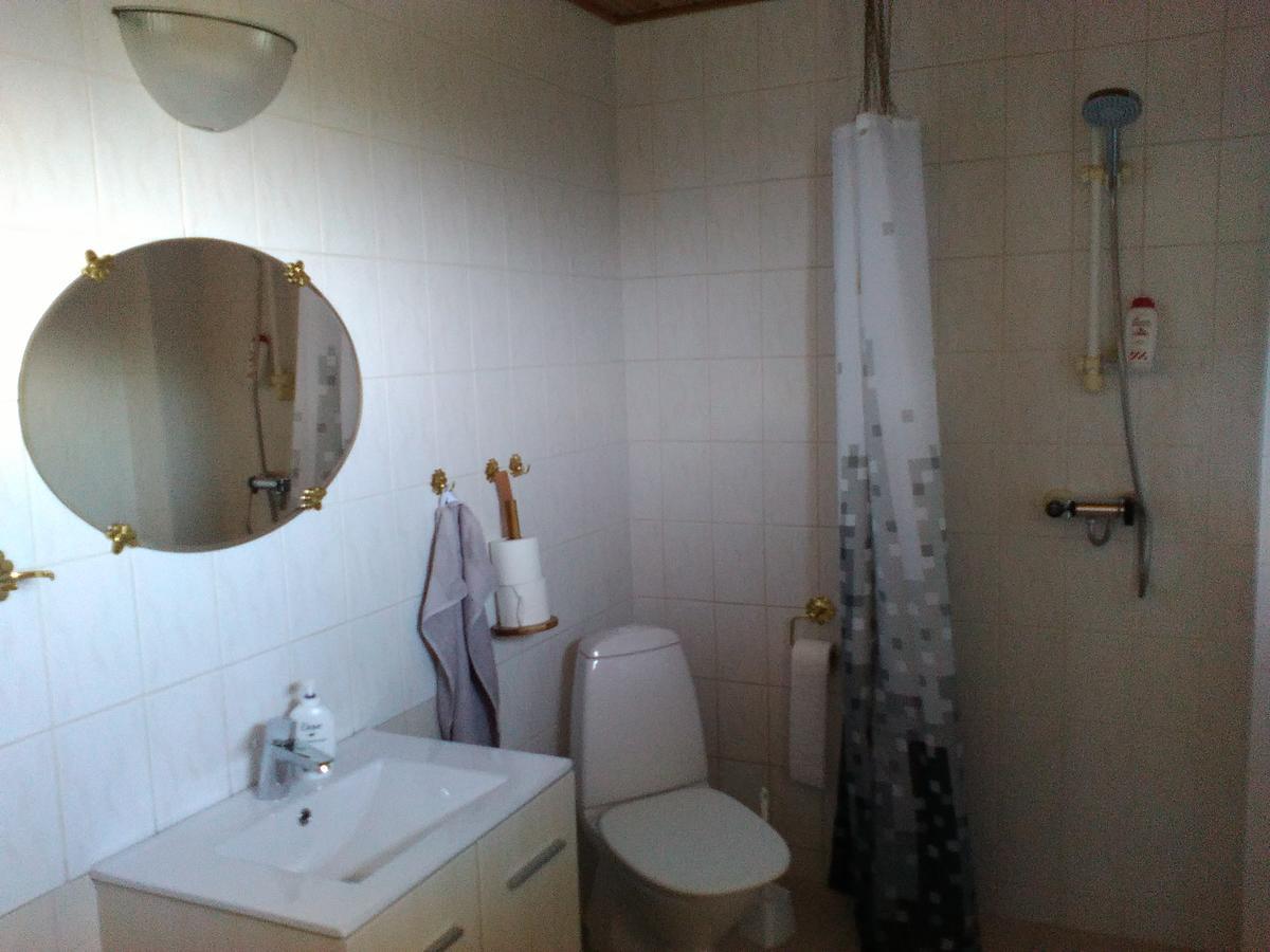 Bed And Breakfast Hasseloe นีเคอปิงเฟลสเตอร์ ภายนอก รูปภาพ